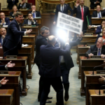 hf_20260225_120733_bbb25d7d-2b04-4ade-b95a-c638be2fa778